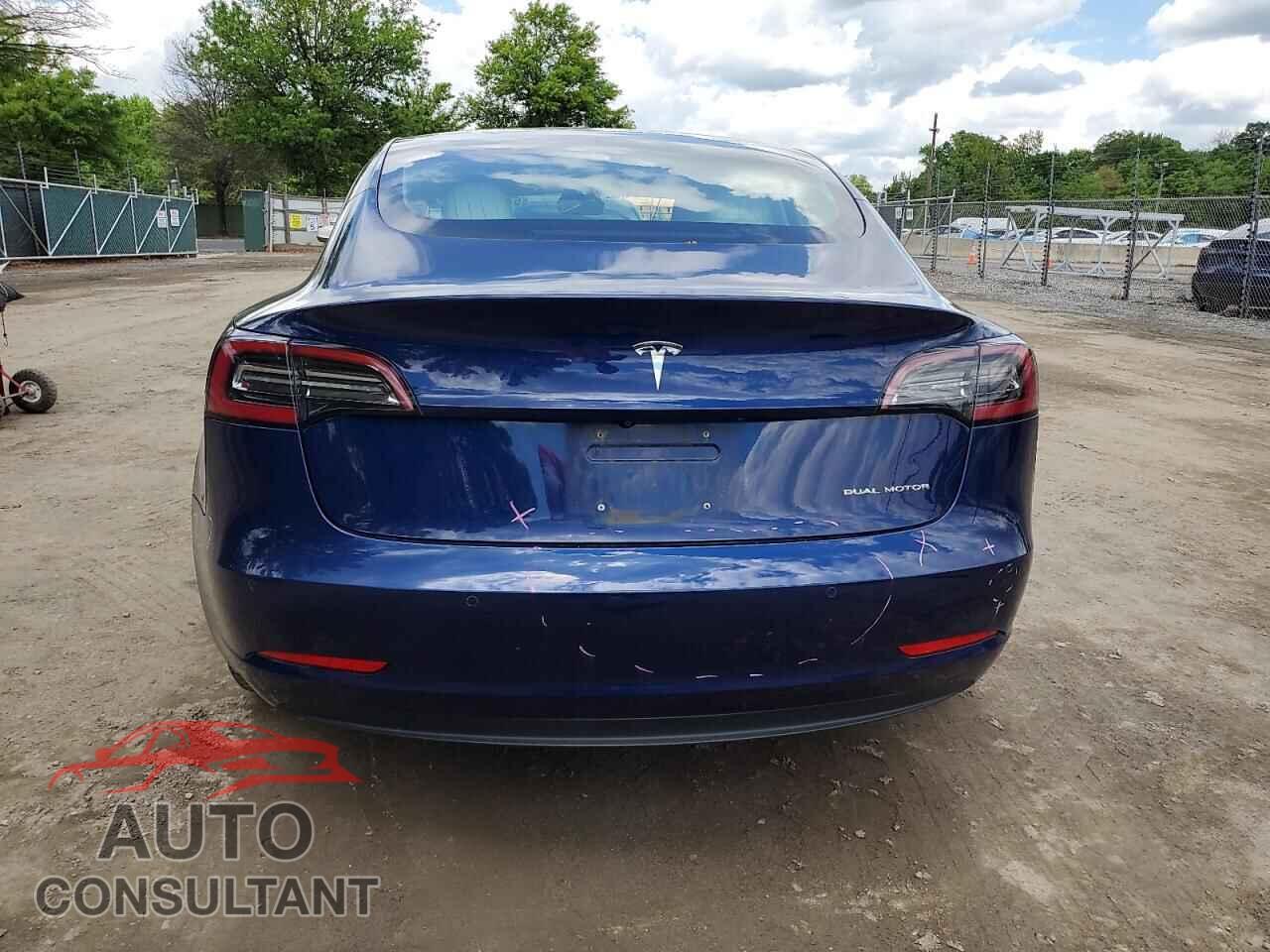 TESLA MODEL 3 2018 - 5YJ3E1EB2JF101042