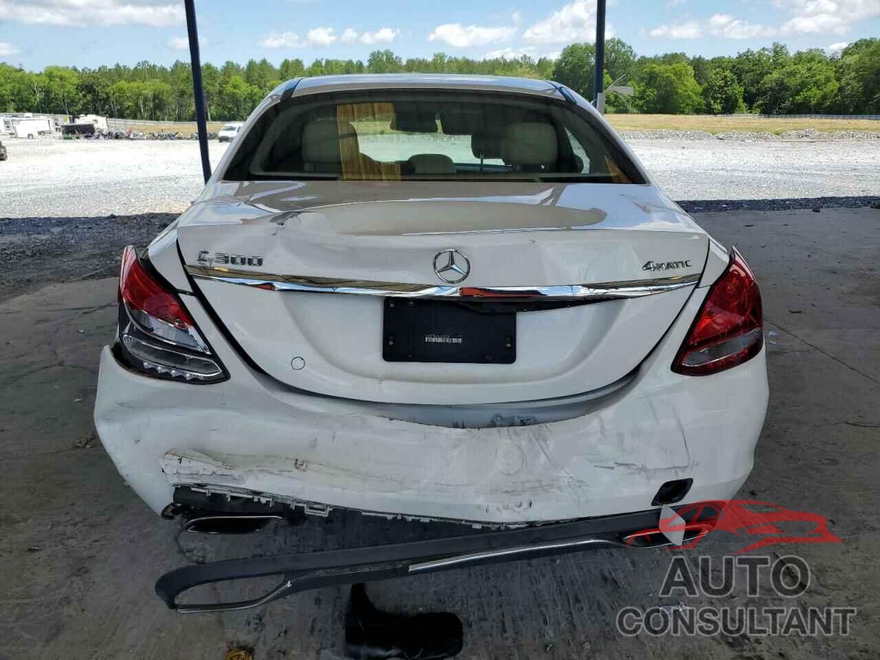MERCEDES-BENZ C-CLASS 2015 - 55SWF4KB2FU041768