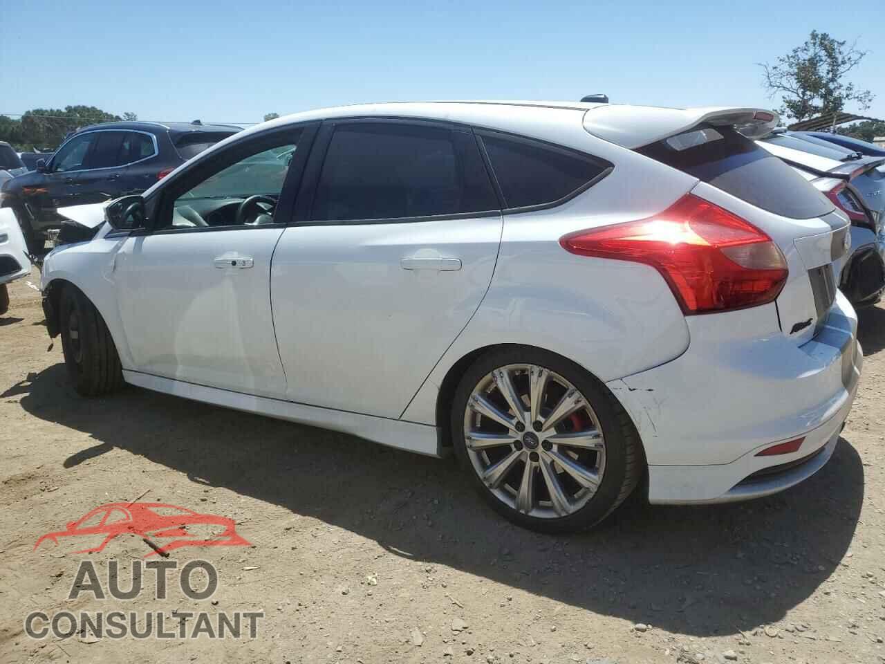 FORD FOCUS 2014 - 1FADP3L94EL230676