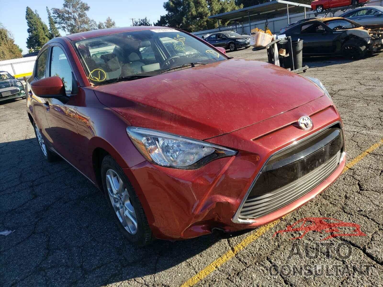 TOYOTA YARIS 2018 - 3MYDLBYV0JY305995