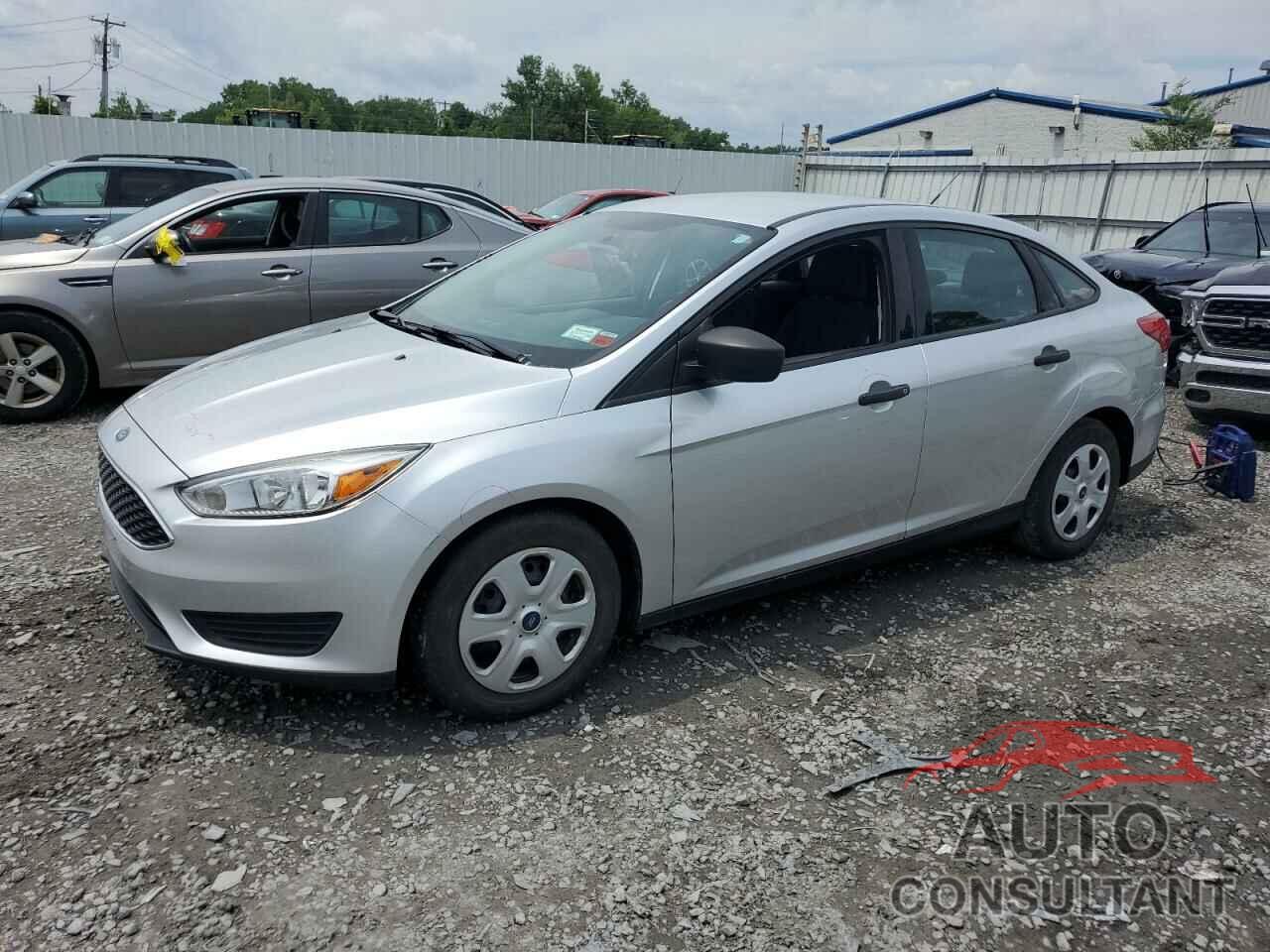 FORD FOCUS 2018 - 1FADP3E20JL298225