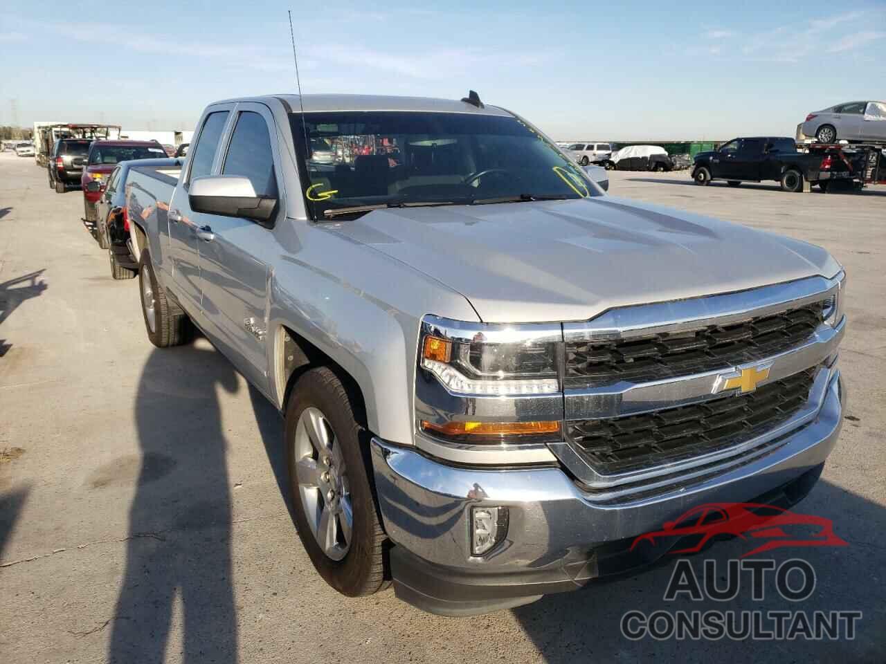 CHEVROLET SILVERADO 2018 - 1GCRCREC4JZ328587