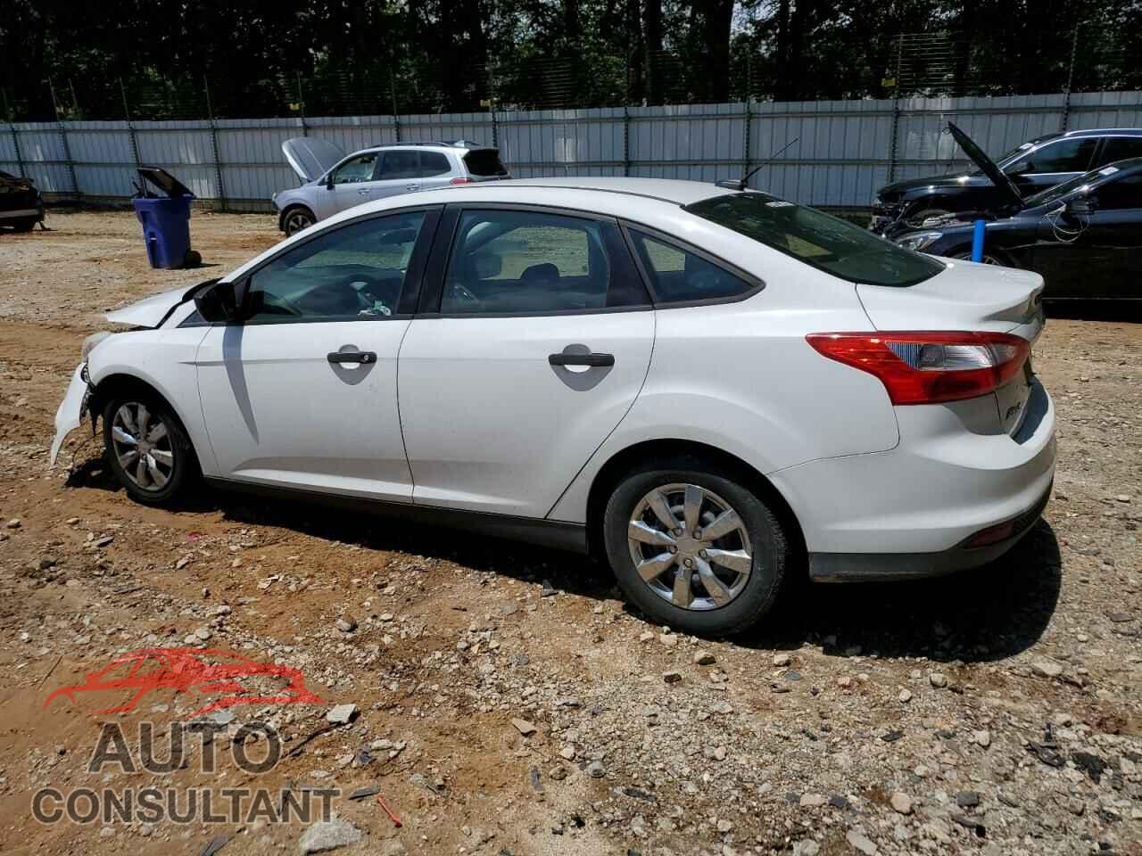 FORD FOCUS 2014 - 1FADP3E2XEL104516