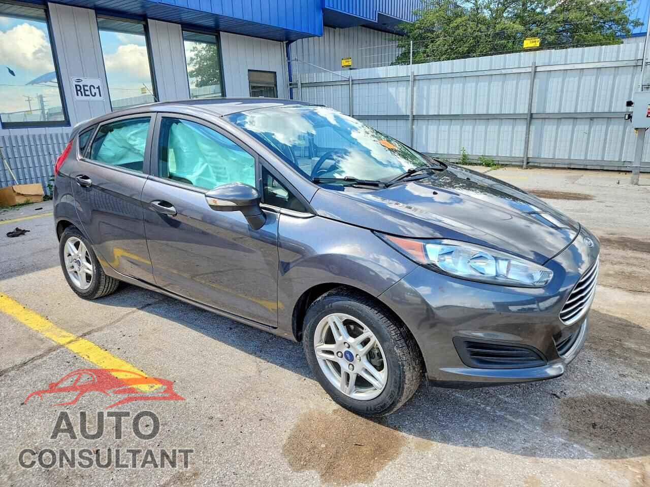 FORD FIESTA 2017 - 3FADP4EJ8HM153035