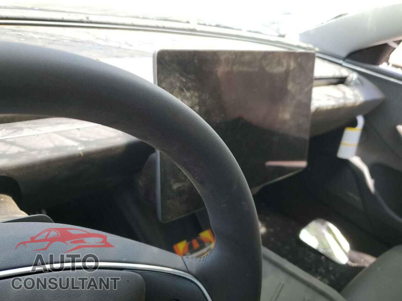 TESLA MODEL 3 2024 - 5YJ3E1ET1RF784484