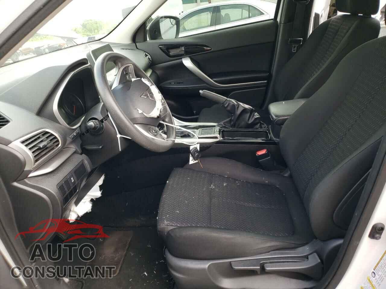 MITSUBISHI ECLIPSE 2018 - JA4AT4AA0JZ051869