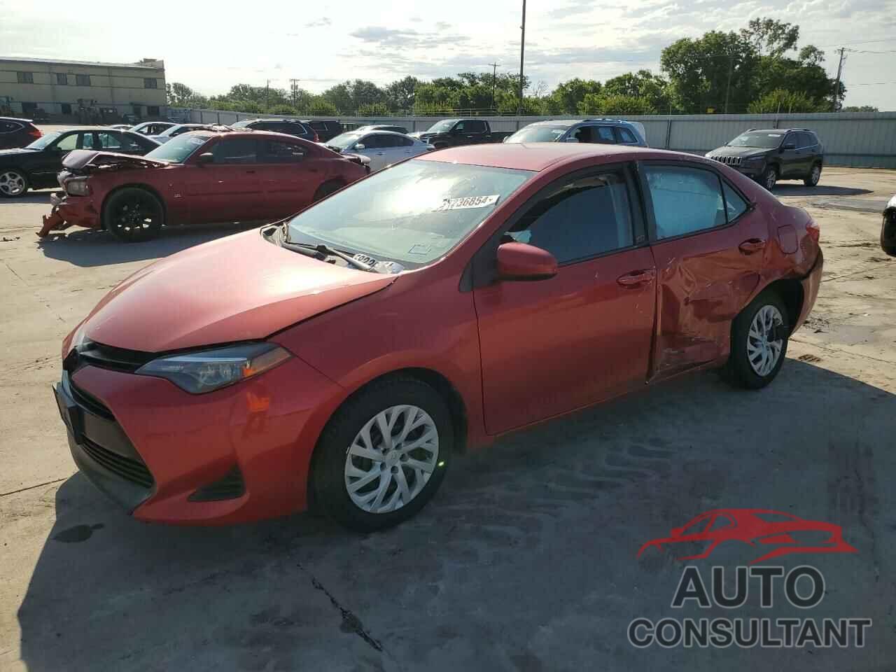 TOYOTA COROLLA 2019 - 5YFBURHE3KP881237