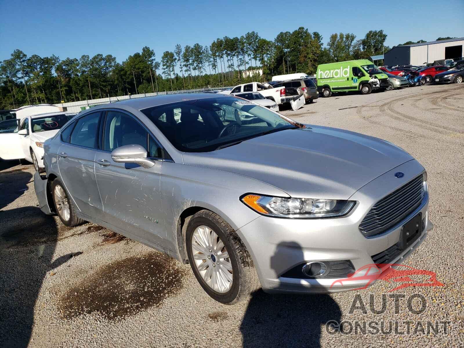 FORD FUSION 2016 - 3FA6P0LU8GR333390