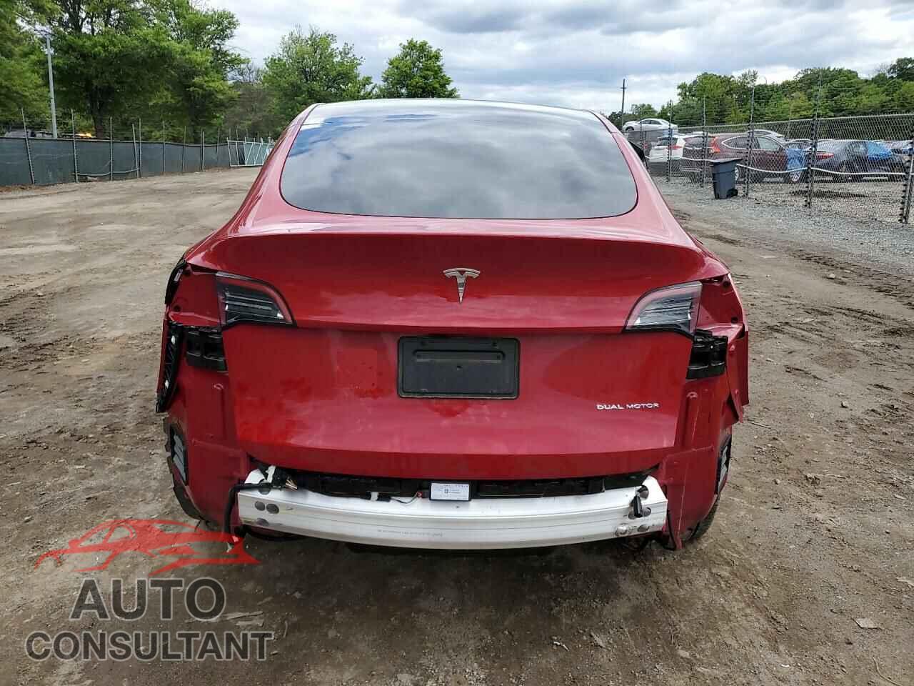 TESLA MODEL Y 2022 - 7SAYGDEE4NF515475
