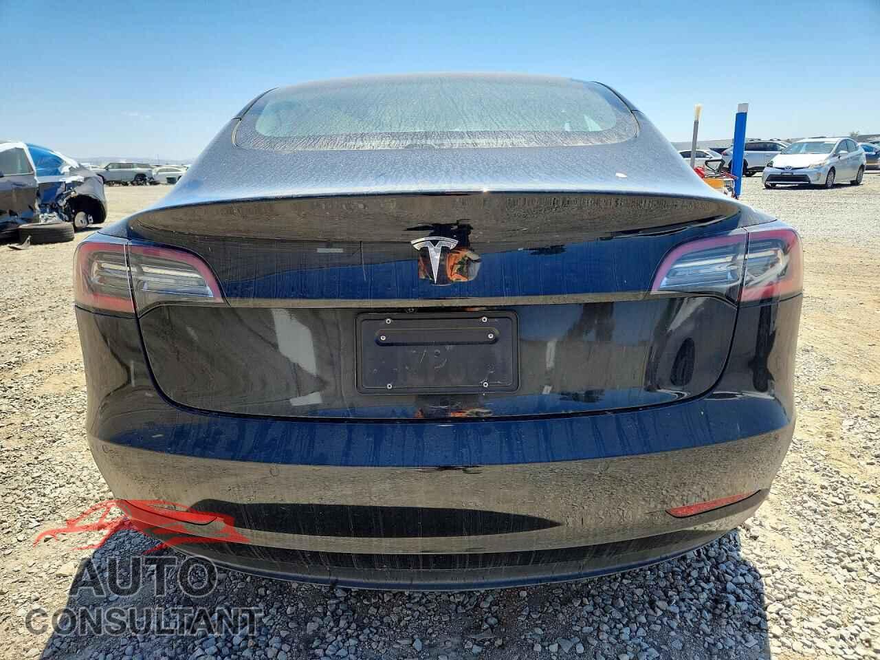 TESLA MODEL 3 2018 - 5YJ3E1EA6JF092756
