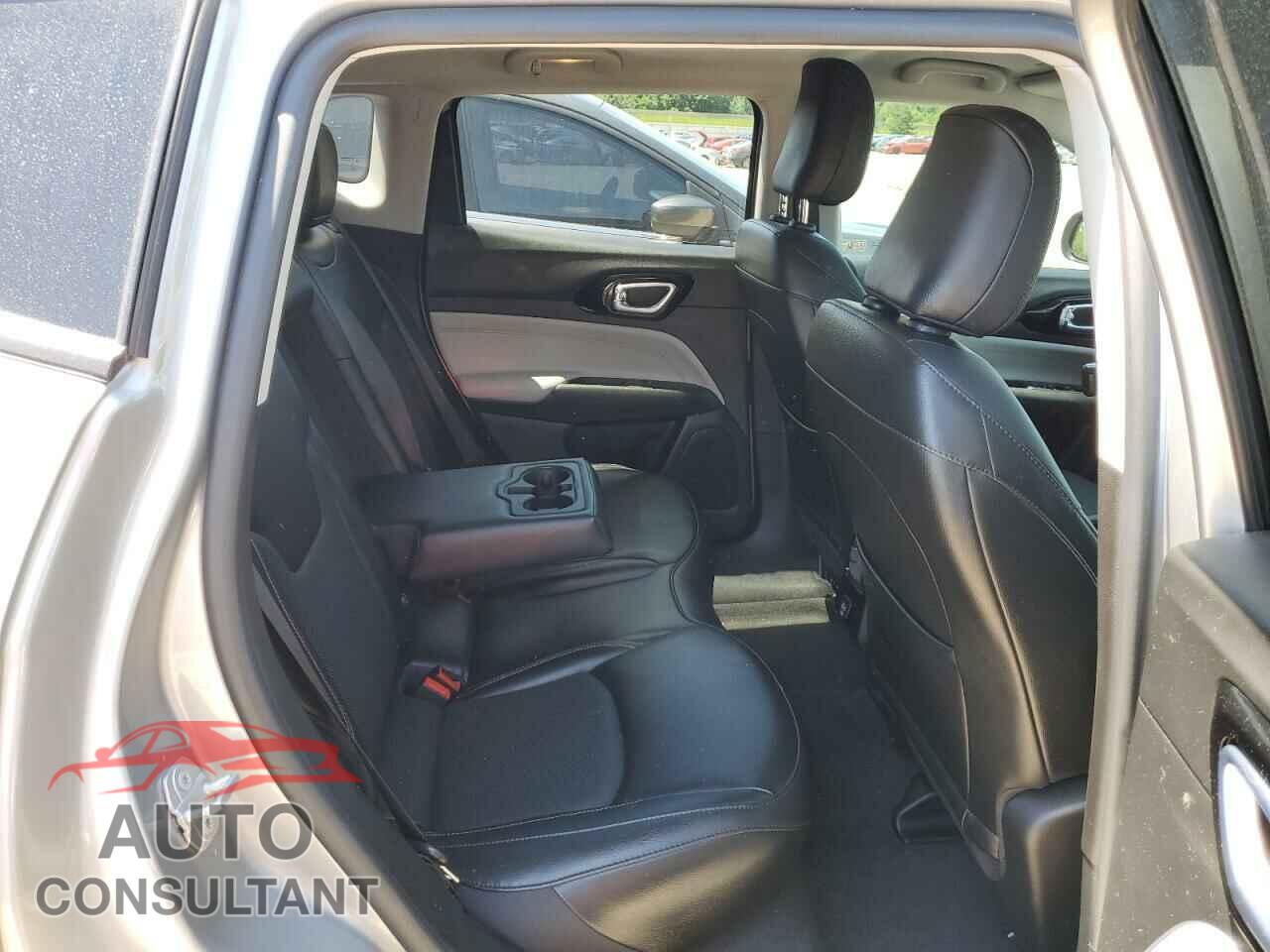 JEEP COMPASS 2022 - 3C4NJDCB5NT197460