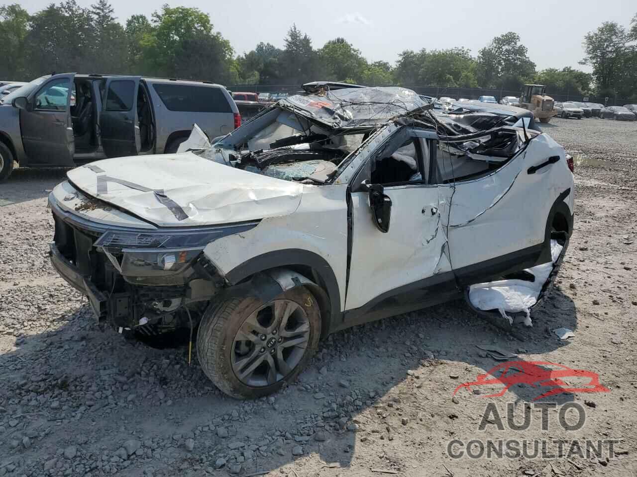 KIA SELTOS 2021 - KNDEU2AA8M7044421