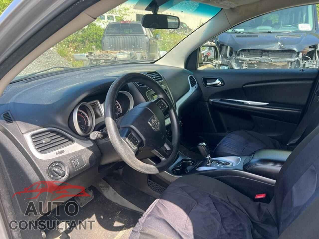 DODGE JOURNEY 2015 - 3C4PDDBG0FT593424