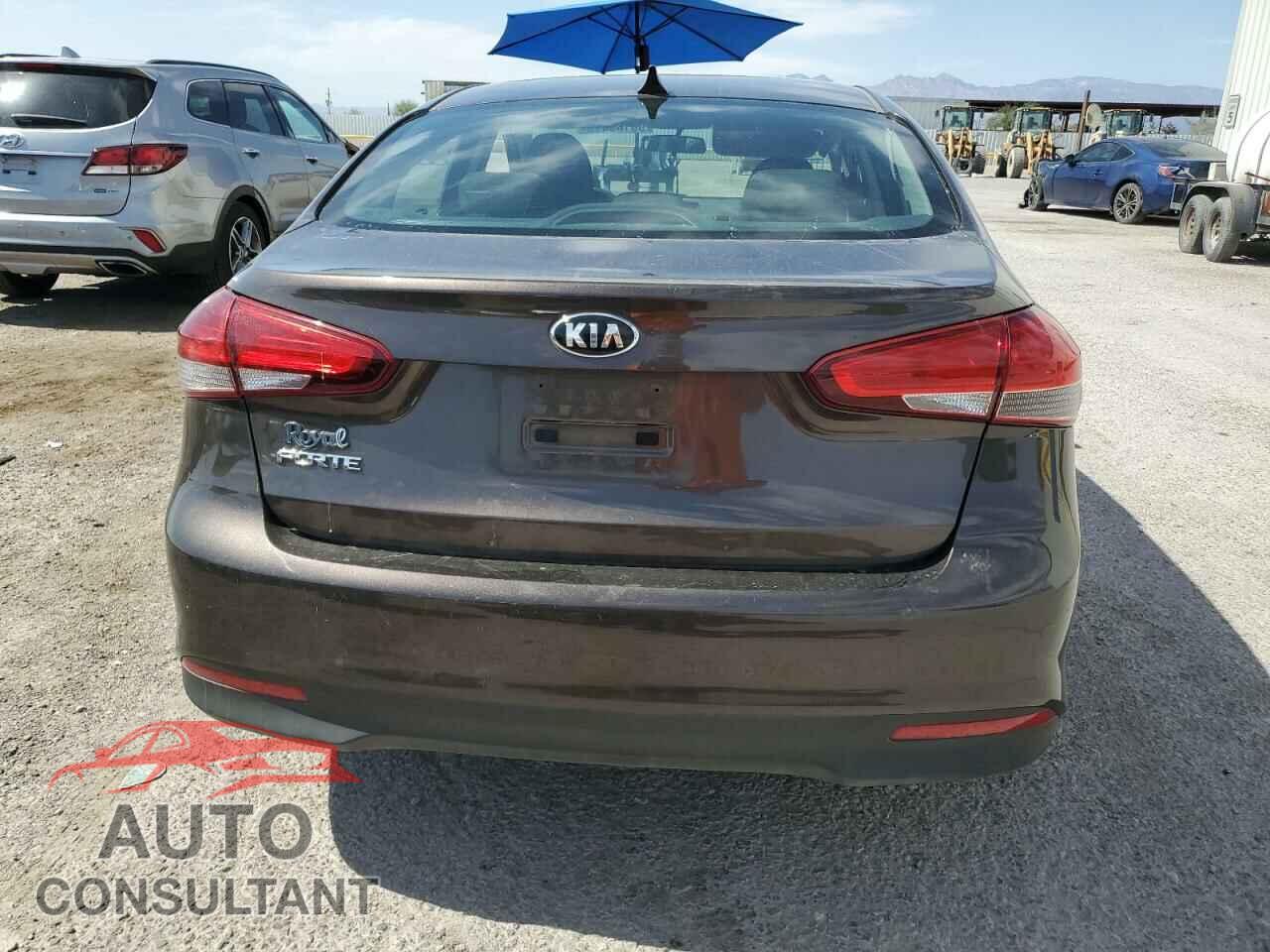 KIA FORTE 2017 - 3KPFK4A79HE055153