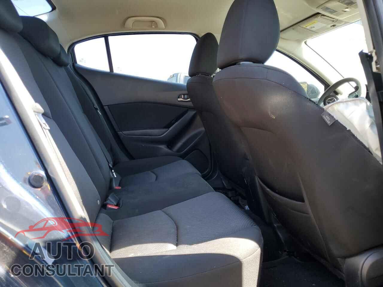 MAZDA 3 2017 - 3MZBN1U76HM101203