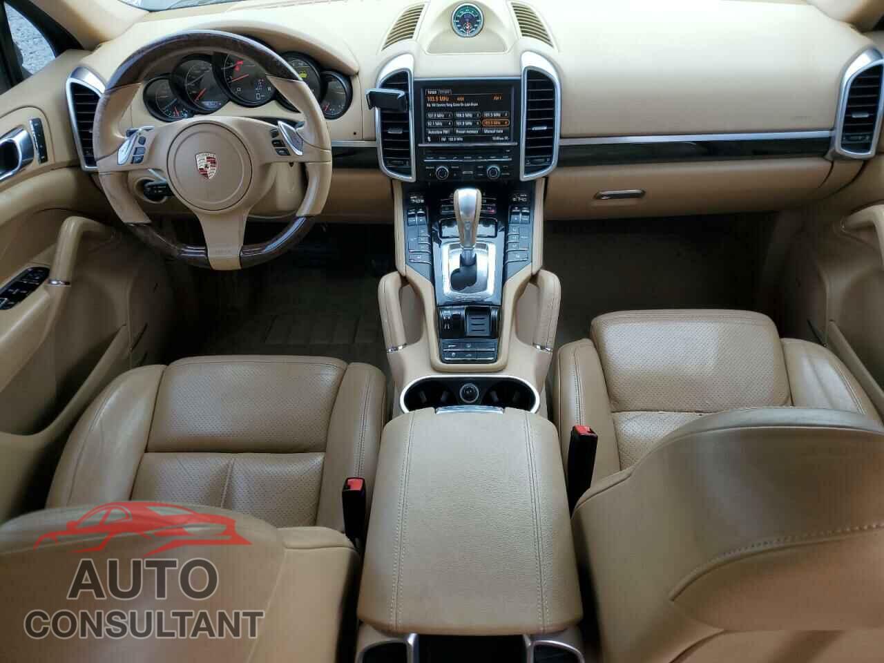 PORSCHE CAYENNE 2012 - WP1AA2A28CLA10497