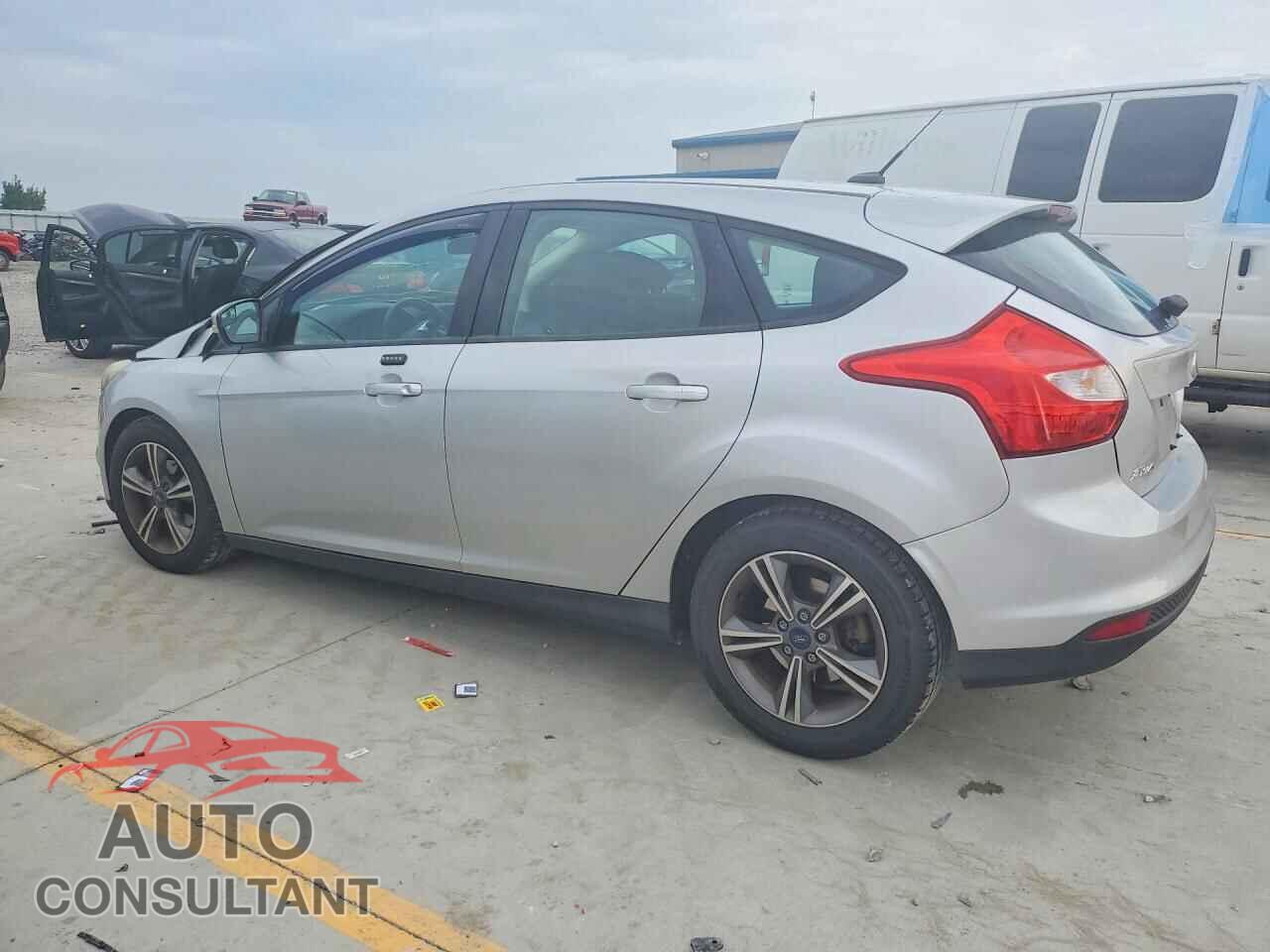 FORD FOCUS 2014 - 1FADP3K28EL309420