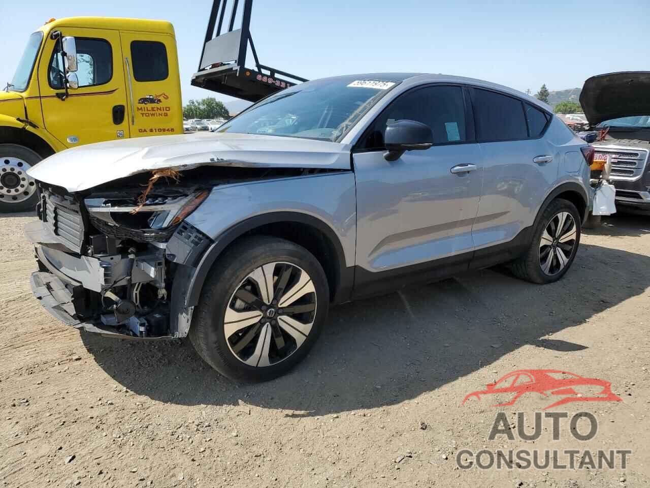 VOLVO C40 RECHAR 2023 - YV4ED3GL5P2034152