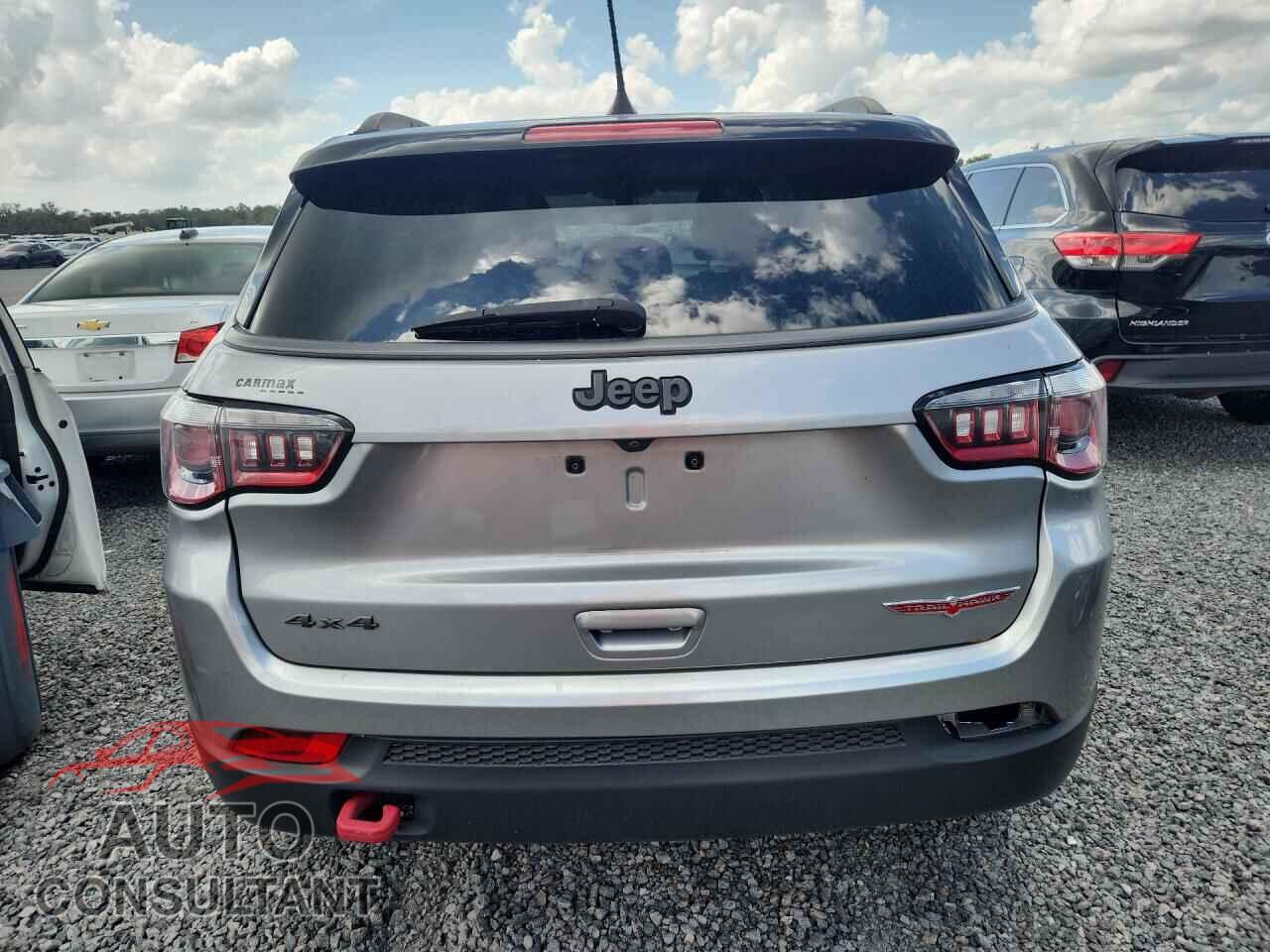 JEEP COMPASS 2019 - 3C4NJDDB4KT733132