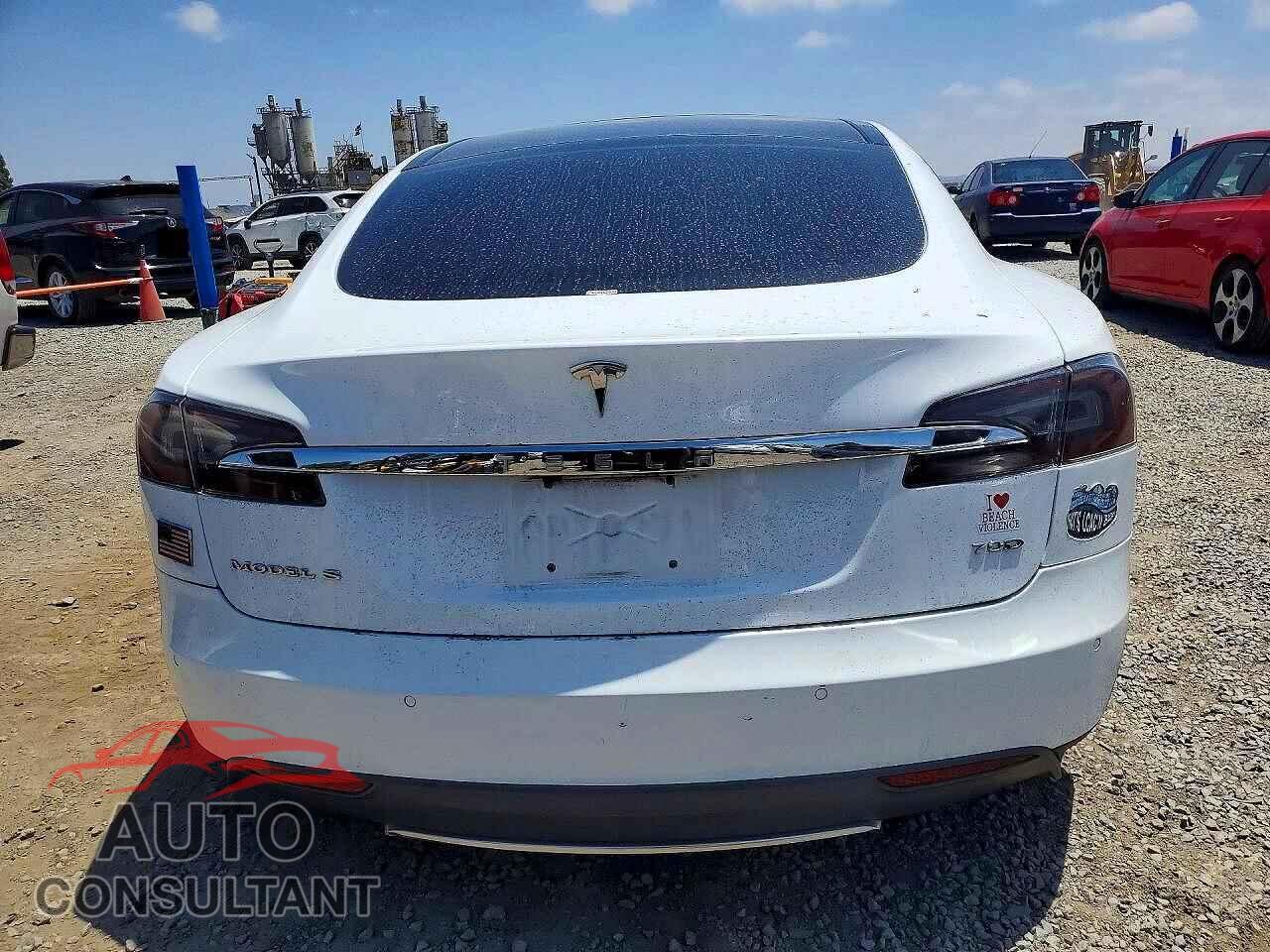 TESLA MODEL S 2016 - 5YJSA1E25GF136268