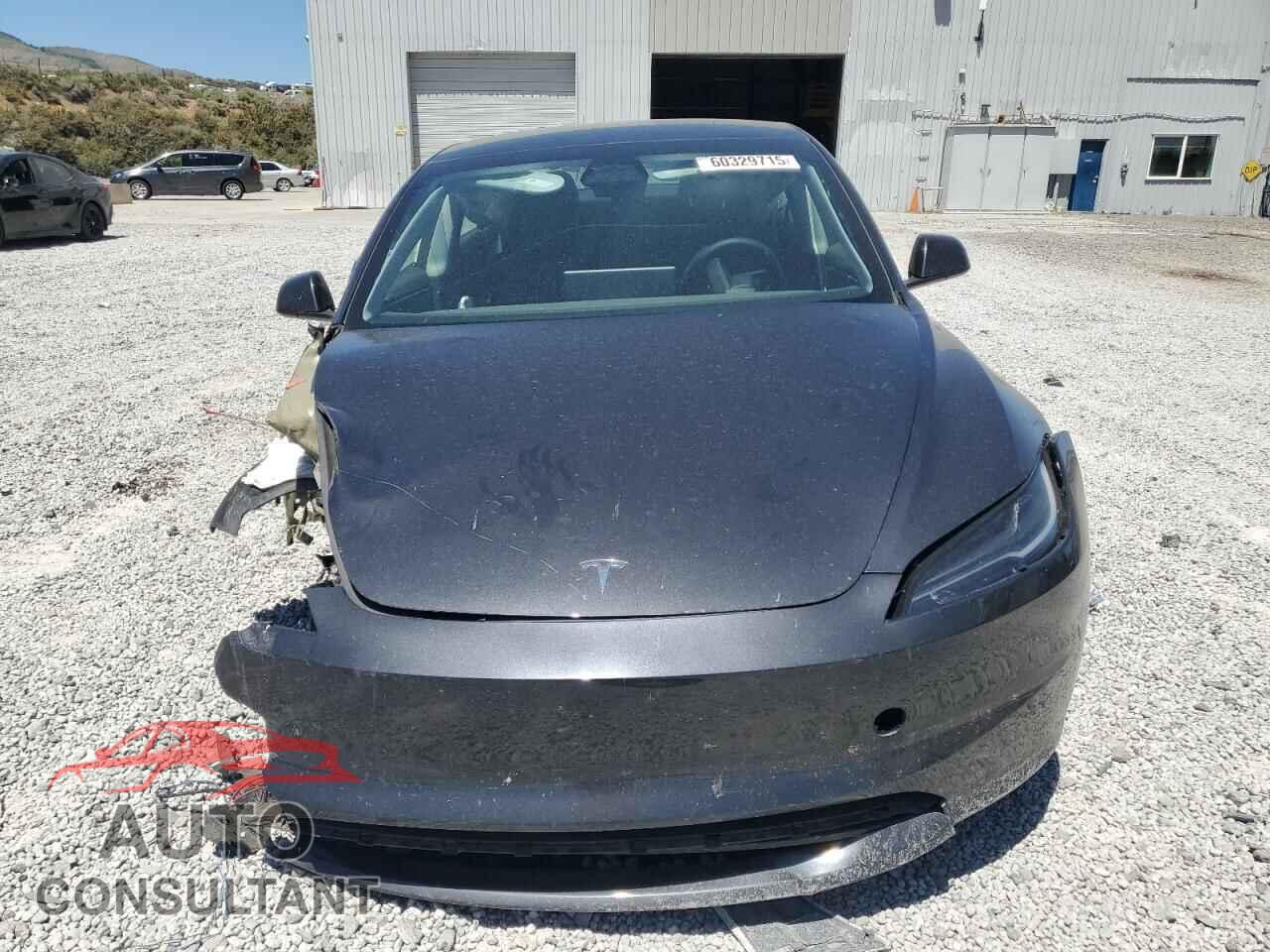 TESLA MODEL 3 2024 - 5YJ3E1EA3RF768303