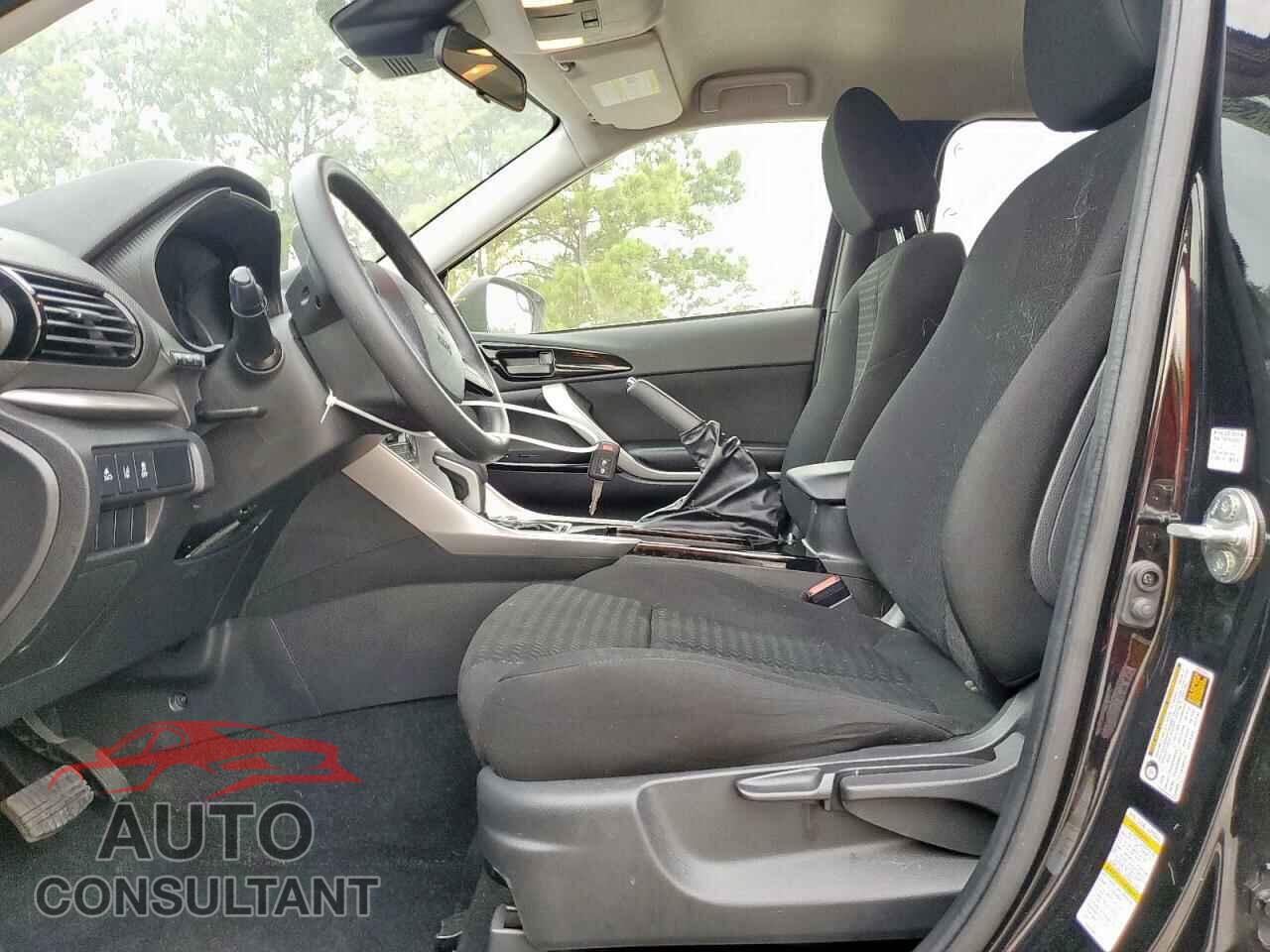 MITSUBISHI ECLIPSE 2023 - JA4ATVAA0PZ026954