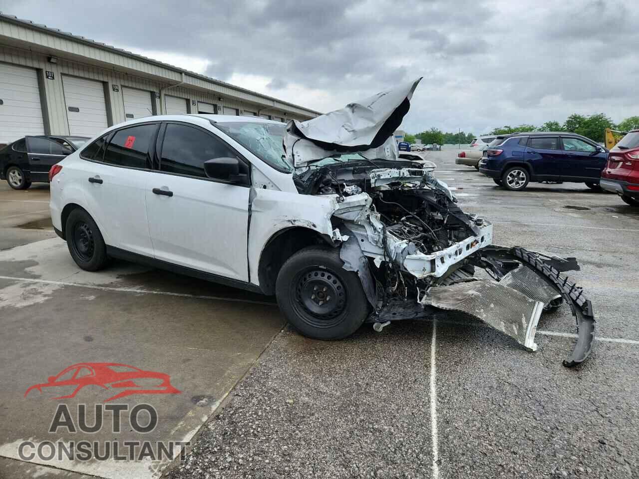 FORD FOCUS 2015 - 1FADP3E23FL305420
