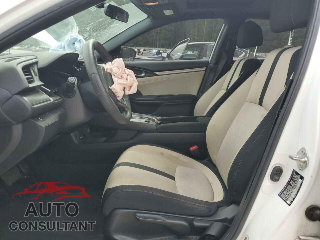 HONDA CIVIC 2018 - SHHFK7H55JU209085