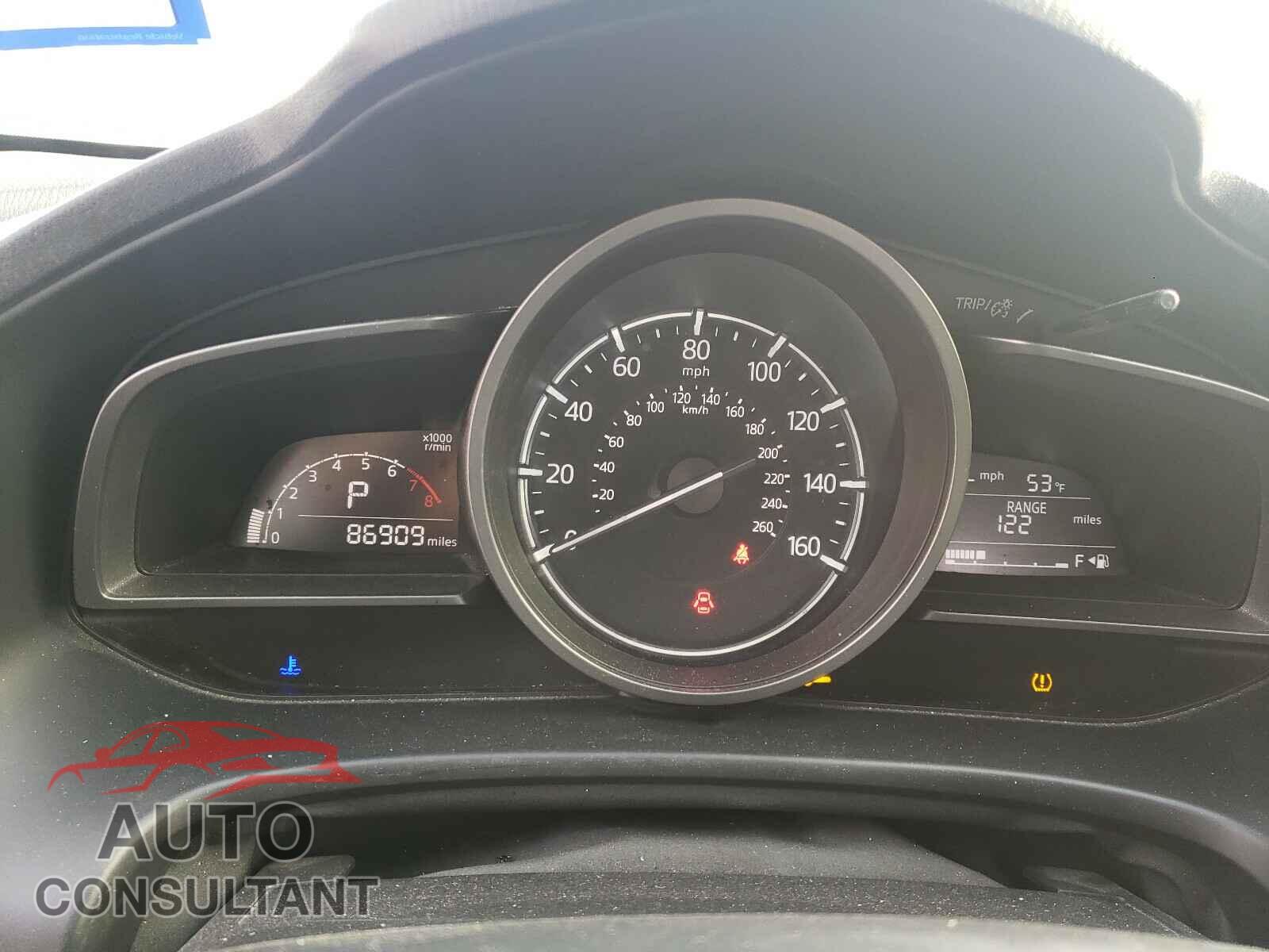 MAZDA 3 2017 - 3MZBN1U76HM134850