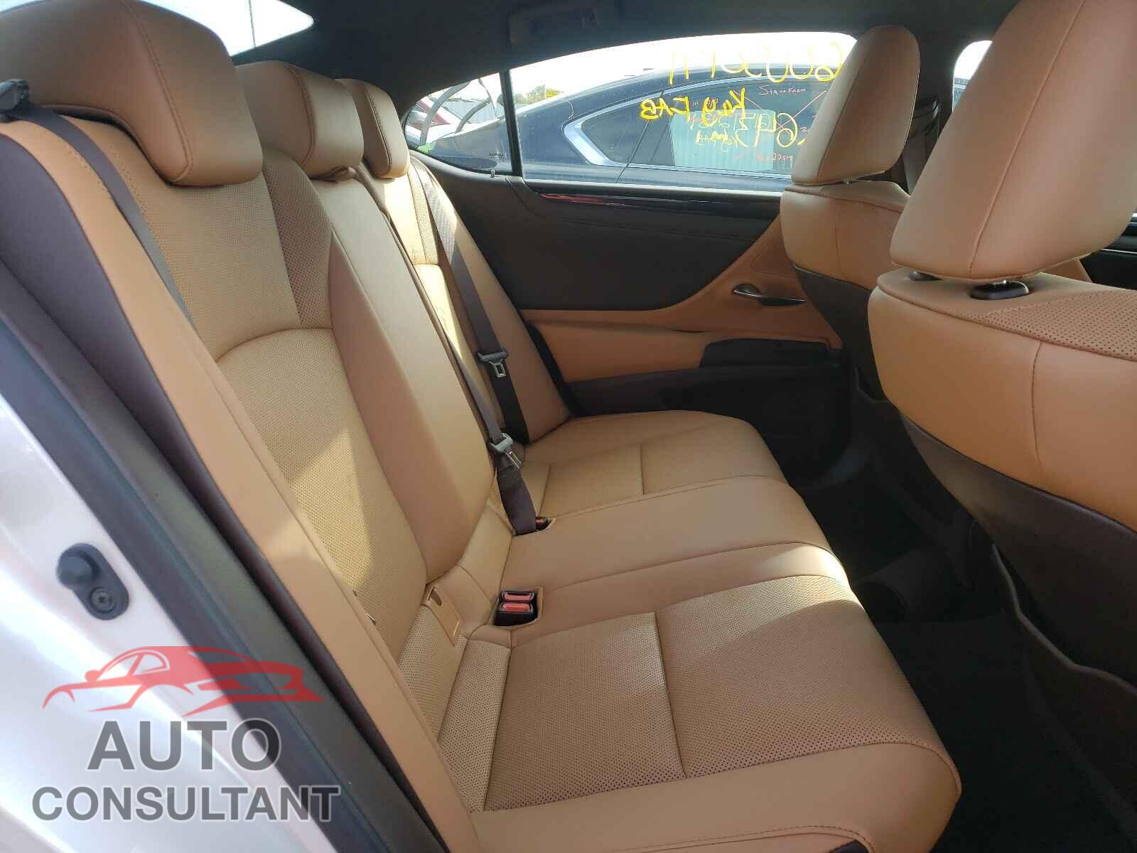 LEXUS ES300 2021 - 58ADA1C12MU008287