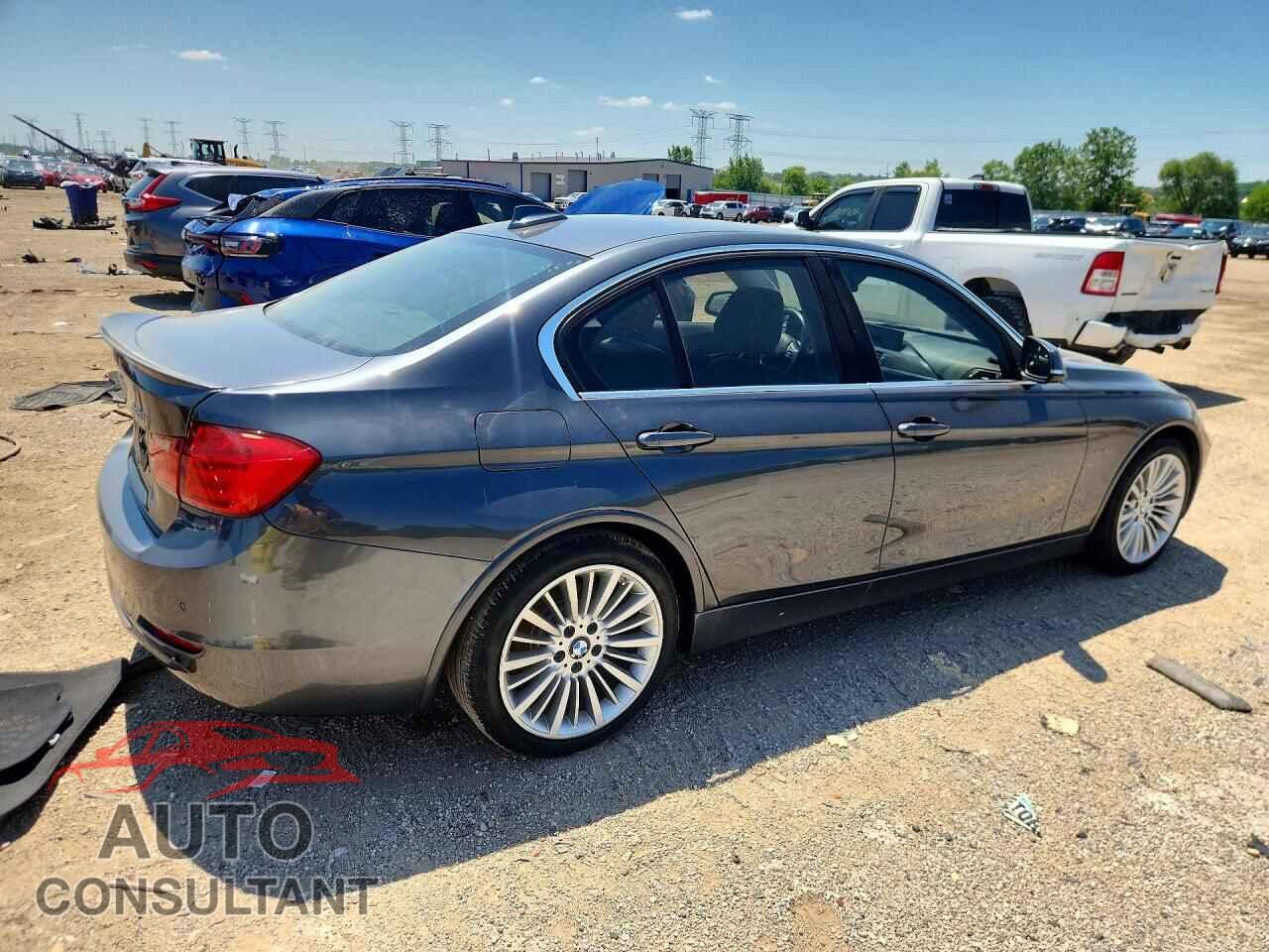 BMW 3 SERIES 2013 - WBA3B3G59DNR80361