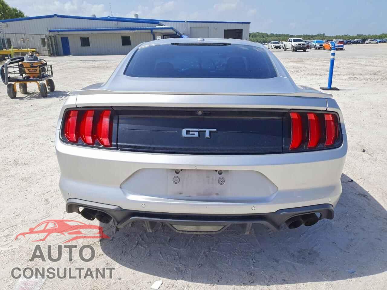 FORD MUSTANG 2019 - 1FA6P8CF6K5161923