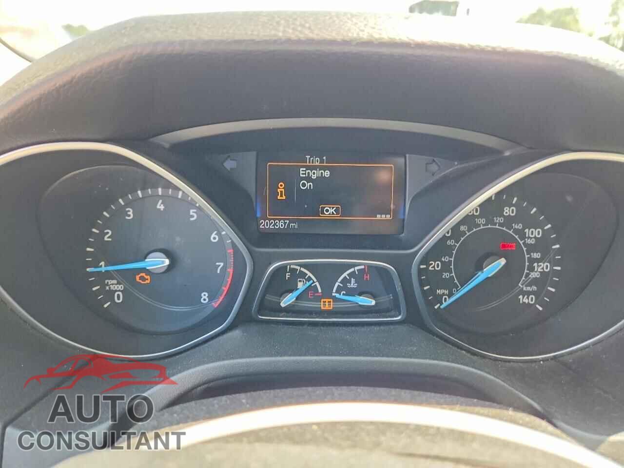 FORD FOCUS 2017 - 1FADP3E20HL307192