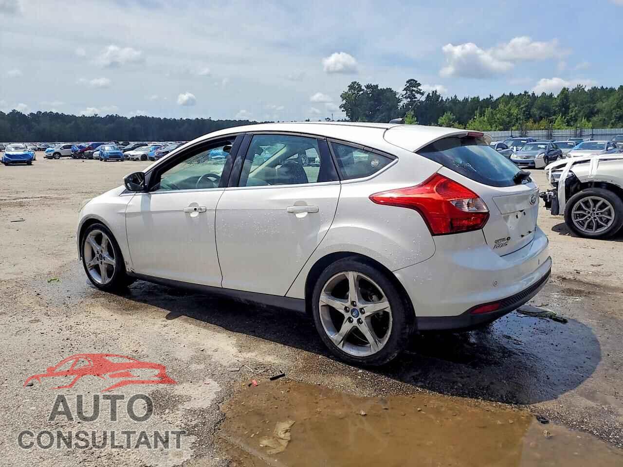 FORD FOCUS 2013 - 1FADP3N23DL141969