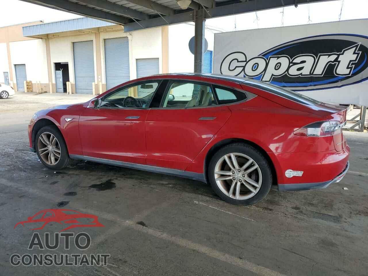 TESLA MODEL S 2013 - 5YJSA1DN9DFP09597