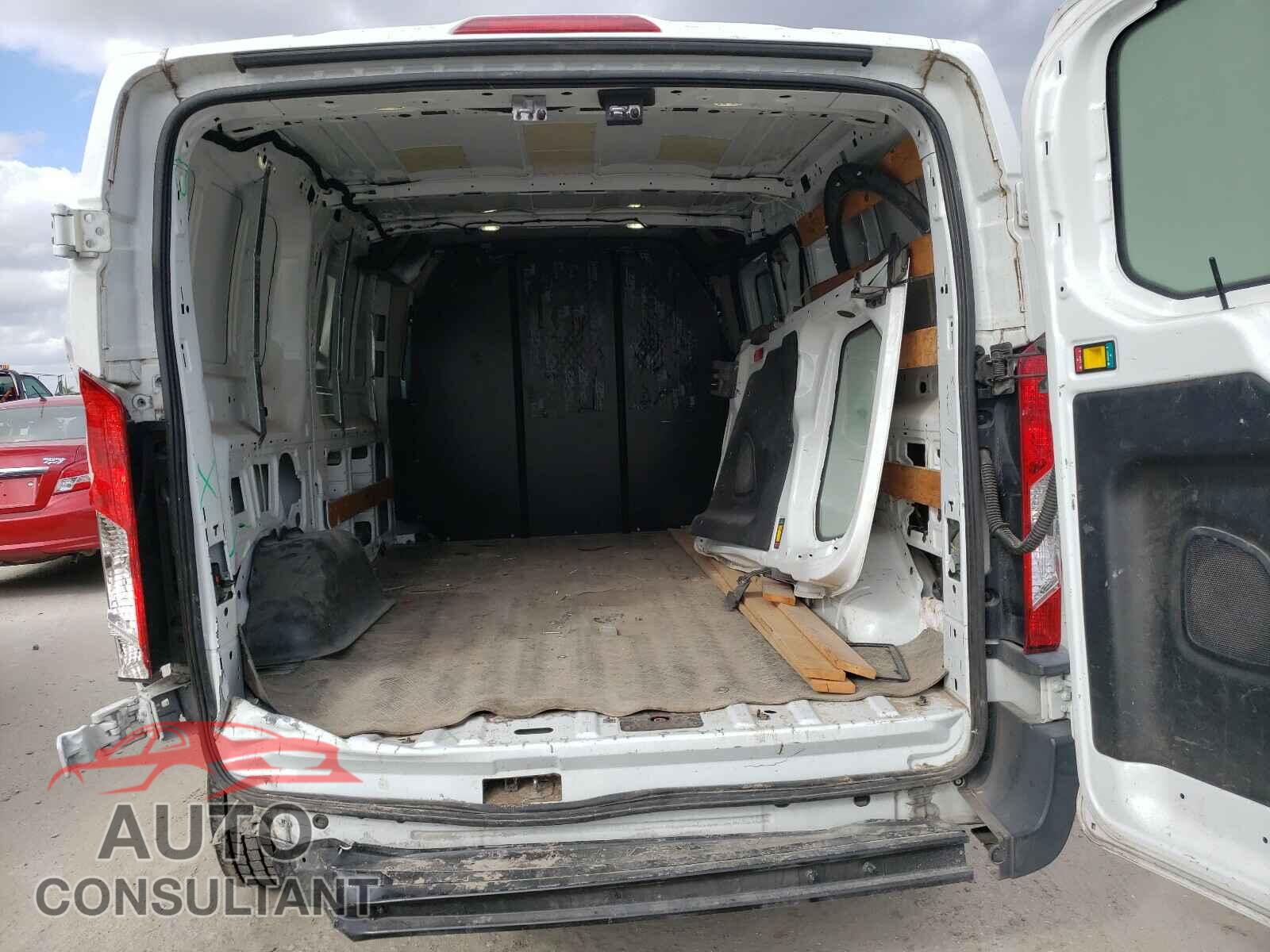 FORD TRANSIT CO 2017 - 1FTYR1ZM3HKA91978