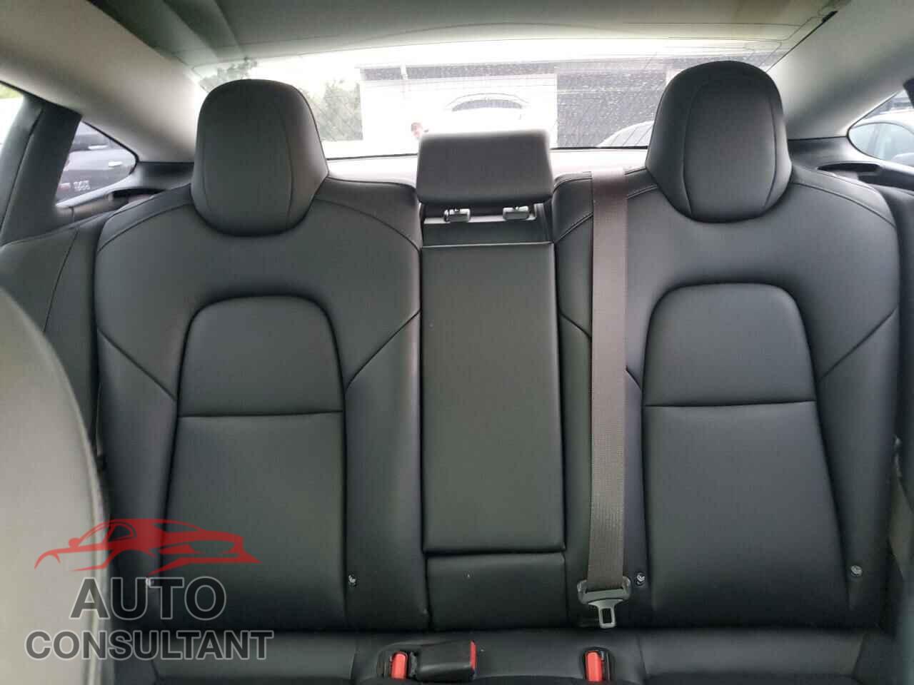 TESLA MODEL 3 2018 - 5YJ3E1EA6JF042116