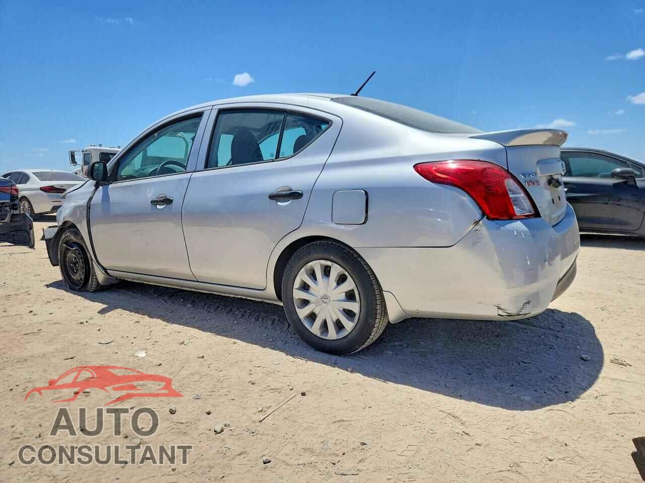 NISSAN VERSA 2015 - 3N1CN7AP1FL836725