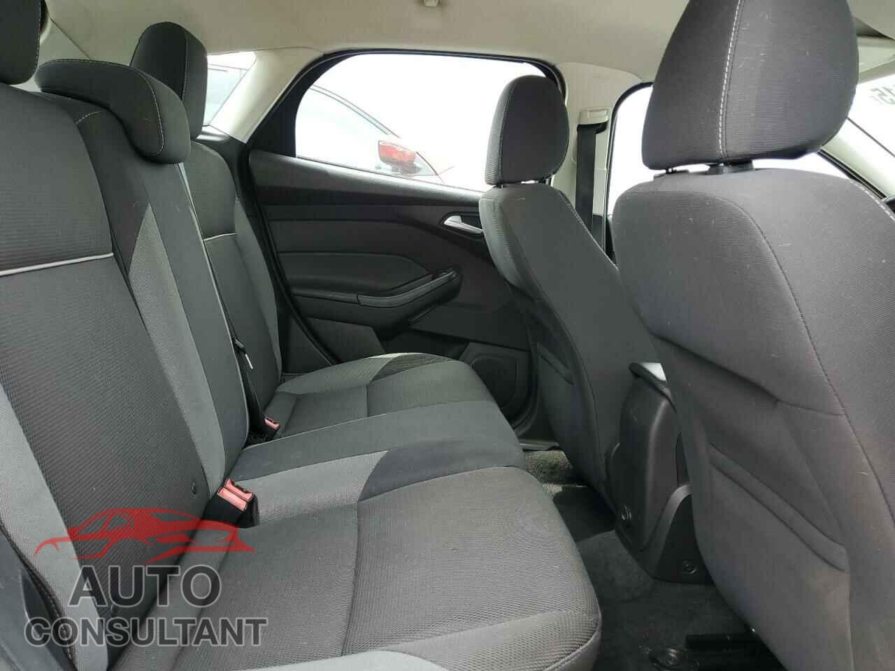 FORD FOCUS 2013 - 1FADP3K29DL150485