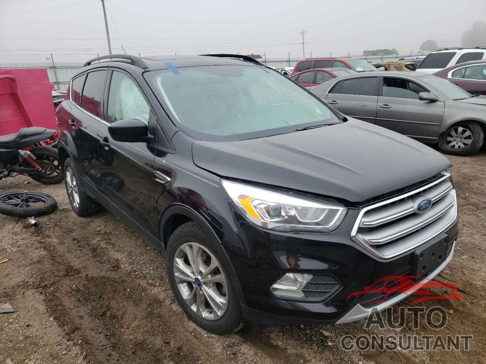 FORD ESCAPE 2017 - 1FMCU0GD5HUD73285