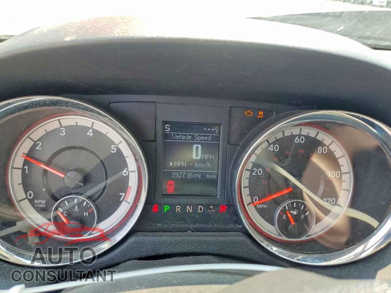 DODGE CARAVAN 2011 - 2D4RN5DGXBR743922