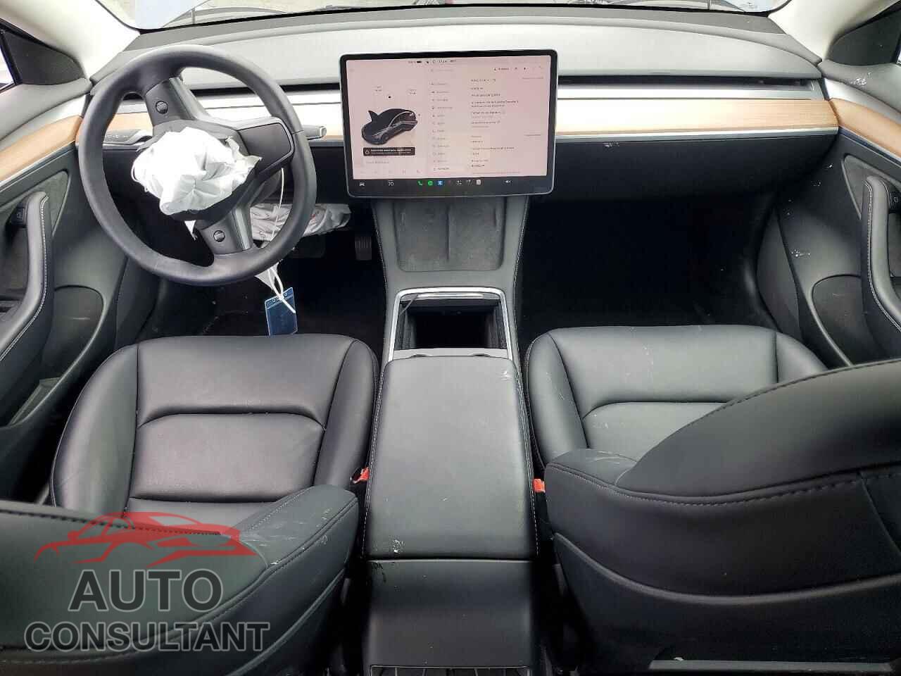 TESLA MODEL 3 2022 - 5YJ3E1EA3NF233675
