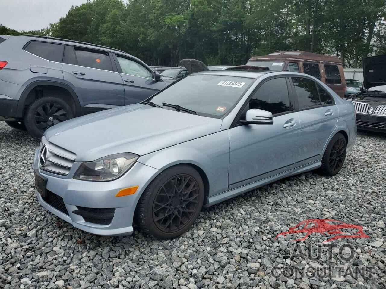 MERCEDES-BENZ C-CLASS 2013 - WDDGF8AB5DR268917