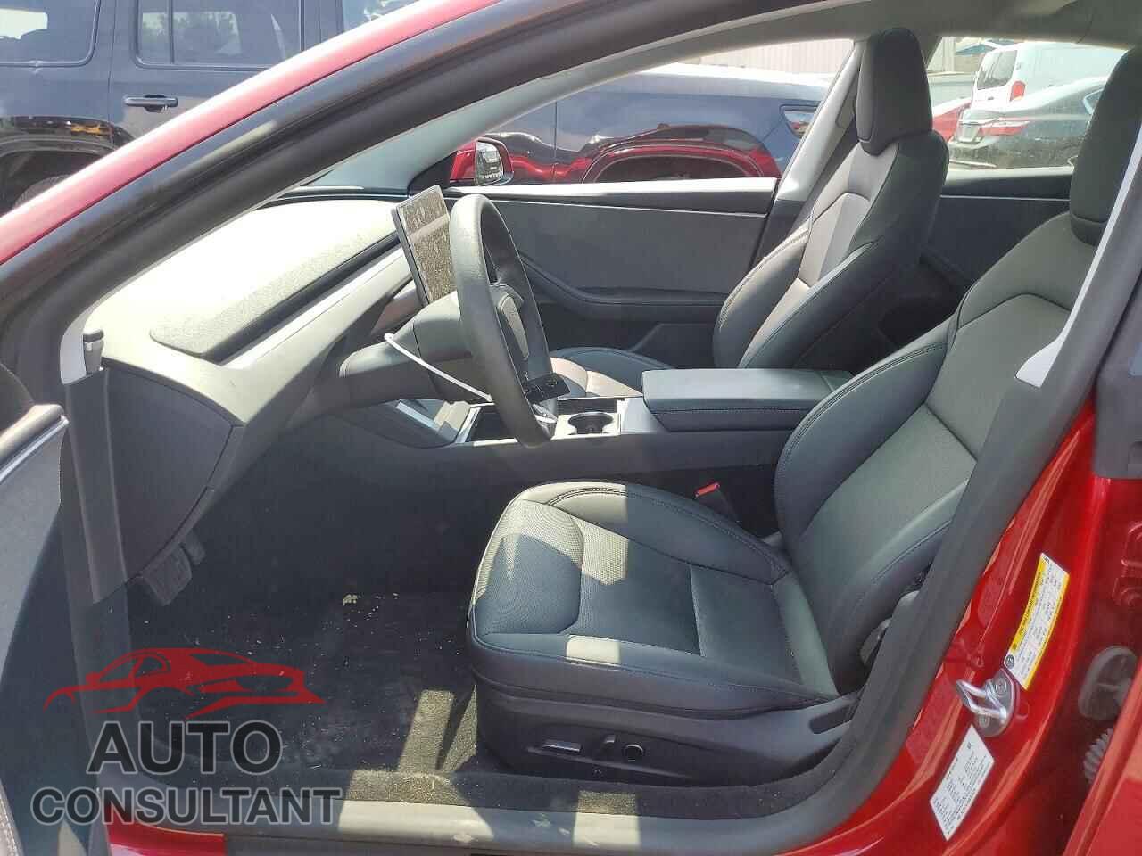 TESLA MODEL 3 2025 - 5YJ3E1EA9SF046078