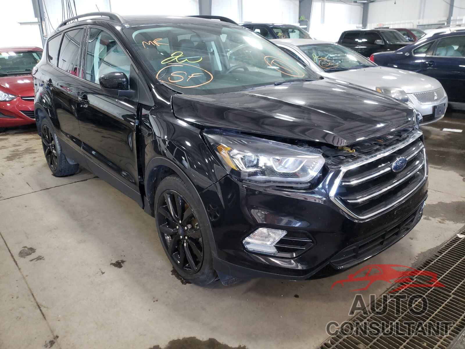 FORD ESCAPE 2019 - 1FMCU0GD5KUC05881