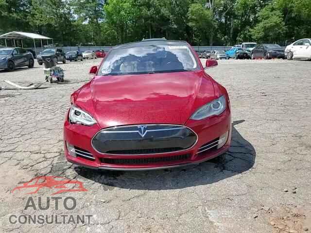TESLA MODEL S 2013 - 5YJSA1CN6DFP20929