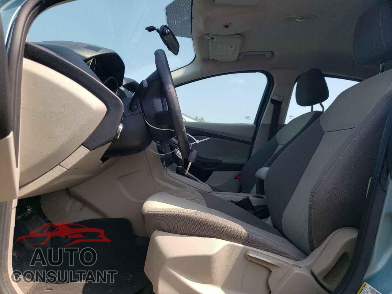FORD FOCUS 2012 - 1FAHP3F2XCL285615