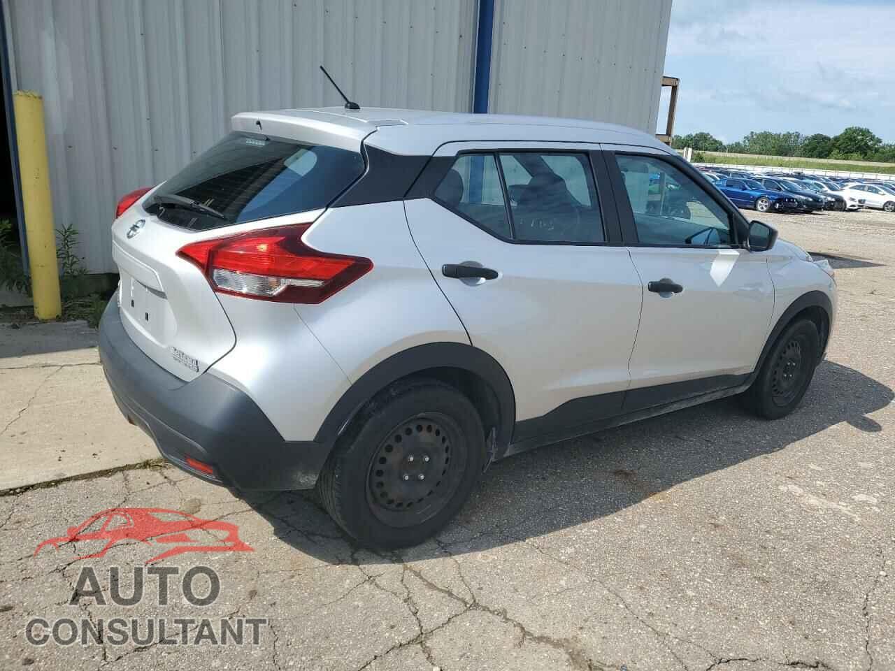 NISSAN KICKS 2019 - 3N1CP5CU3KL557840