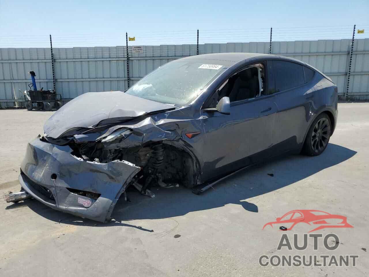 TESLA MODEL Y 2023 - 7SAYGDEE8PF710580