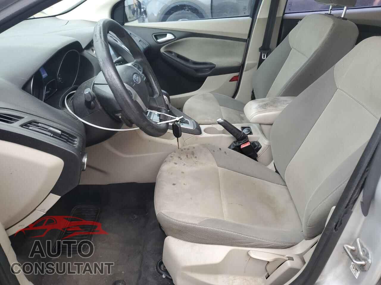 FORD FOCUS 2014 - 1FADP3F28EL115027
